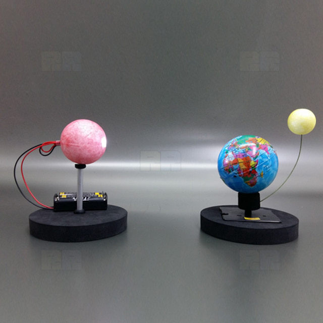 UB 지구와달의 운동모형 만들기 B형 LED(자동회전식)
